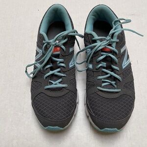 New Balance 550v3 Running Shoes Womens 7 Gray Blue Trainer Sneakers Casual